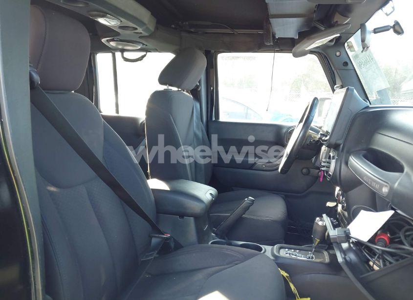 Photo 5 of 2013 Jeep Wrangler UNLIMITED SPORT (VIN 1C4BJWDG0DL593086)