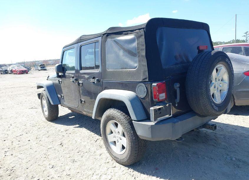 Photo 3 of 2013 Jeep Wrangler UNLIMITED SPORT (VIN 1C4BJWDG0DL669745)