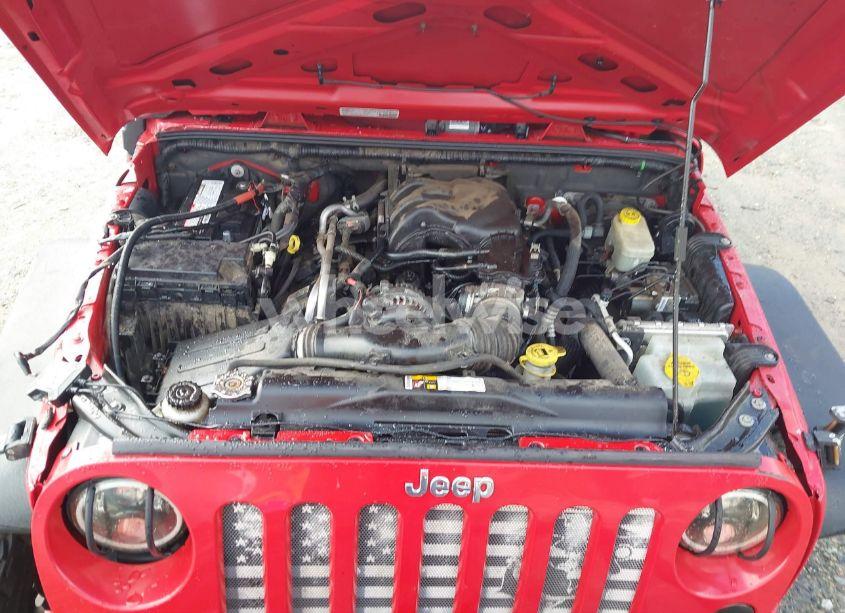 Photo 10 of 2014 Jeep Wrangler UNLIMITED SPORT (VIN 1C4BJWDG0EL139518)