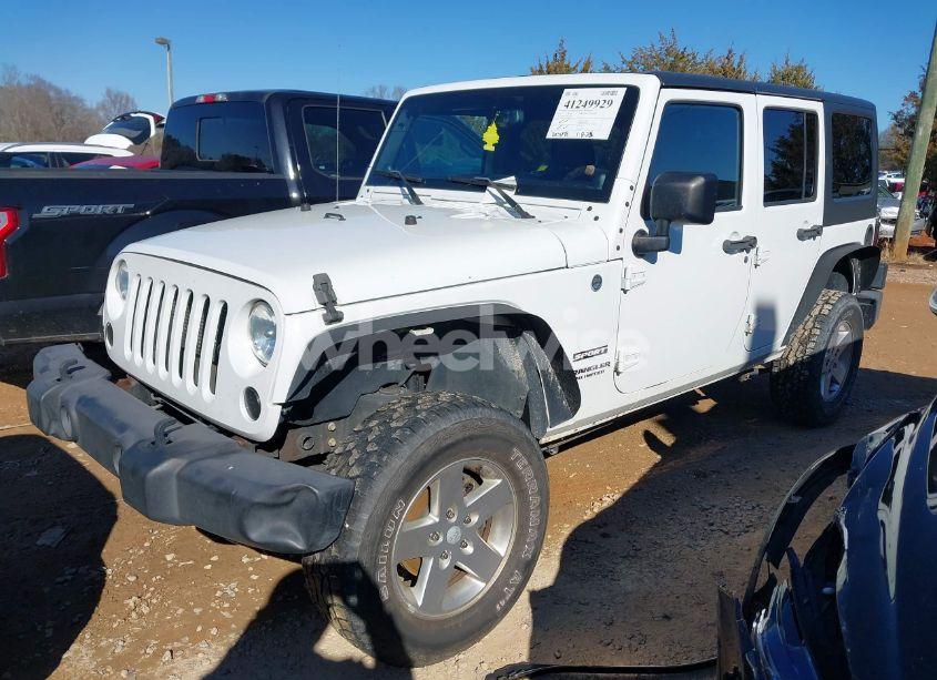 Photo 2 of 2014 Jeep Wrangler UNLIMITED SPORT (VIN 1C4BJWDG0EL176259)