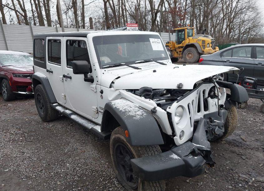 2014 Jeep Wrangler UNLIMITED SPORT (VIN 1C4BJWDG0EL208191) main photo