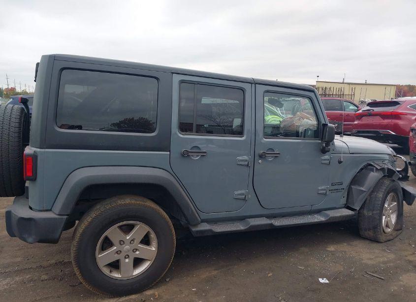 Photo 13 of 2014 Jeep Wrangler UNLIMITED SPORT (VIN 1C4BJWDG0EL313121)