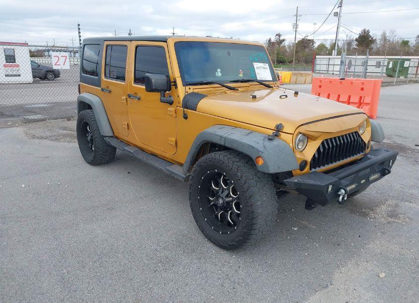 2014 Jeep Wrangler UNLIMITED SPORT (VIN 1C4BJWDG0EL313362) main photo