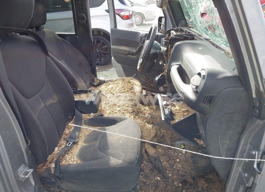 Photo 5 of 2014 Jeep Wrangler UNLIMITED SPORT (VIN 1C4BJWDG0EL320652)