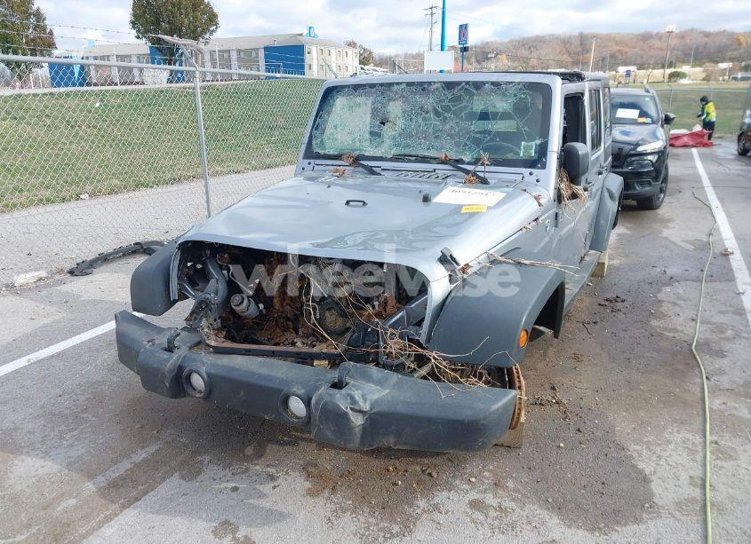 Photo 6 of 2014 Jeep Wrangler UNLIMITED SPORT (VIN 1C4BJWDG0EL320652)