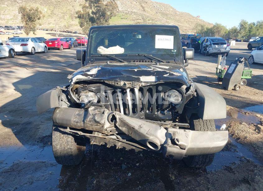 Photo 12 of 2015 Jeep Wrangler UNLIMITED SPORT (VIN 1C4BJWDG0FL565520)