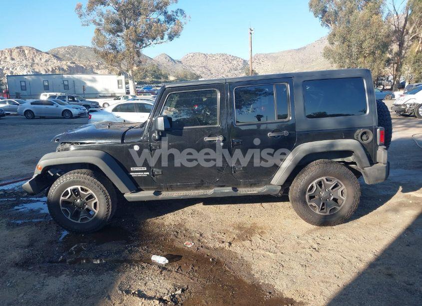 Photo 14 of 2015 Jeep Wrangler UNLIMITED SPORT (VIN 1C4BJWDG0FL565520)