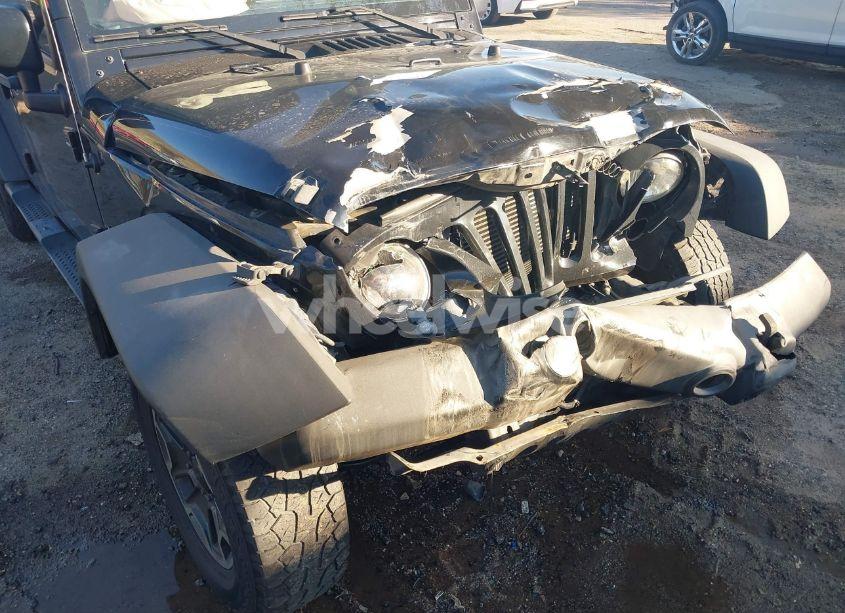 Photo 17 of 2015 Jeep Wrangler UNLIMITED SPORT (VIN 1C4BJWDG0FL565520)