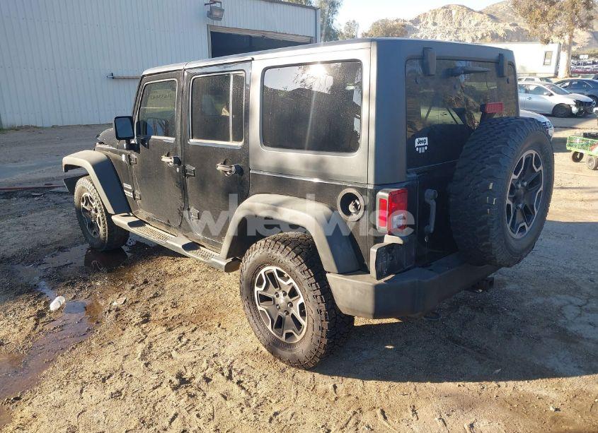 Photo 3 of 2015 Jeep Wrangler UNLIMITED SPORT (VIN 1C4BJWDG0FL565520)