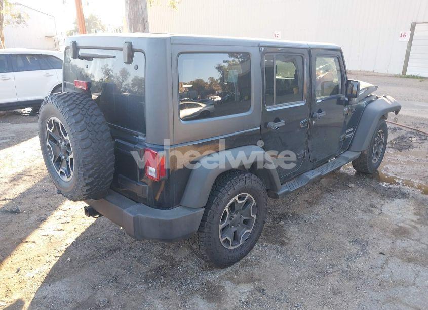 Photo 4 of 2015 Jeep Wrangler UNLIMITED SPORT (VIN 1C4BJWDG0FL565520)