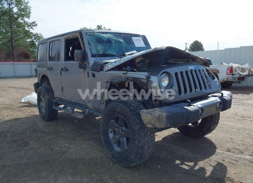 2015 Jeep Wrangler UNLIMITED FREEDOM EDITION (VIN 1C4BJWDG0FL586710) main photo