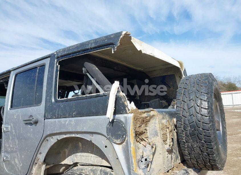 Photo 6 of 2015 Jeep Wrangler UNLIMITED FREEDOM EDITION (VIN 1C4BJWDG0FL586710)