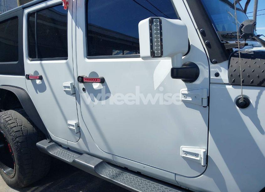 Photo 14 of 2015 Jeep Wrangler UNLIMITED SPORT (VIN 1C4BJWDG0FL664242)