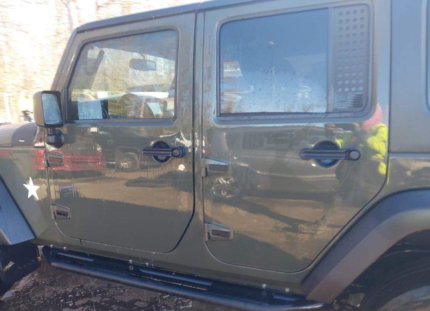 Photo 14 of 2015 Jeep Wrangler UNLIMITED SPORT (VIN 1C4BJWDG0FL711625)