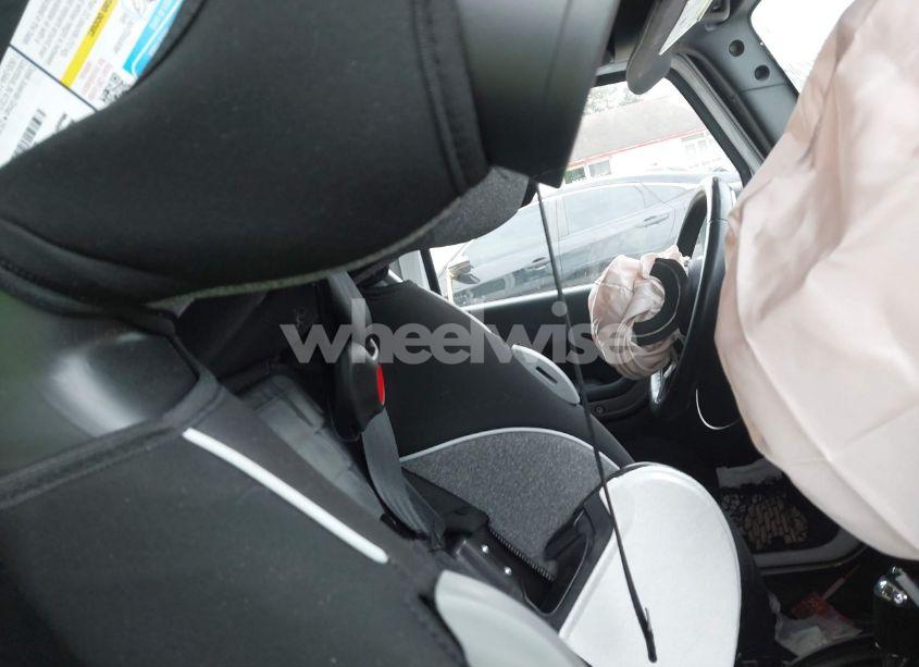 Photo 5 of 2016 Jeep Wrangler UNLIMITED SPORT (VIN 1C4BJWDG0GL304180)