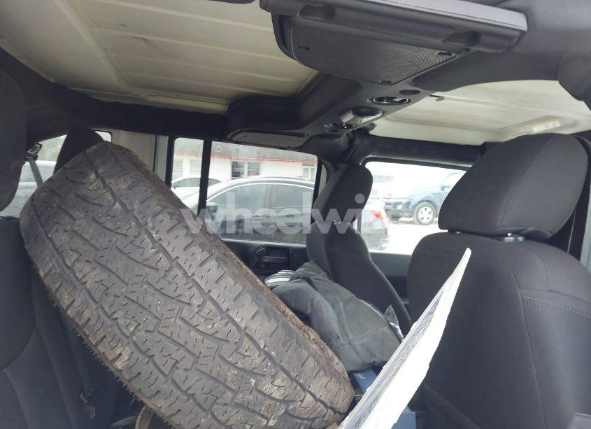 Photo 8 of 2016 Jeep Wrangler UNLIMITED SPORT (VIN 1C4BJWDG0GL304180)