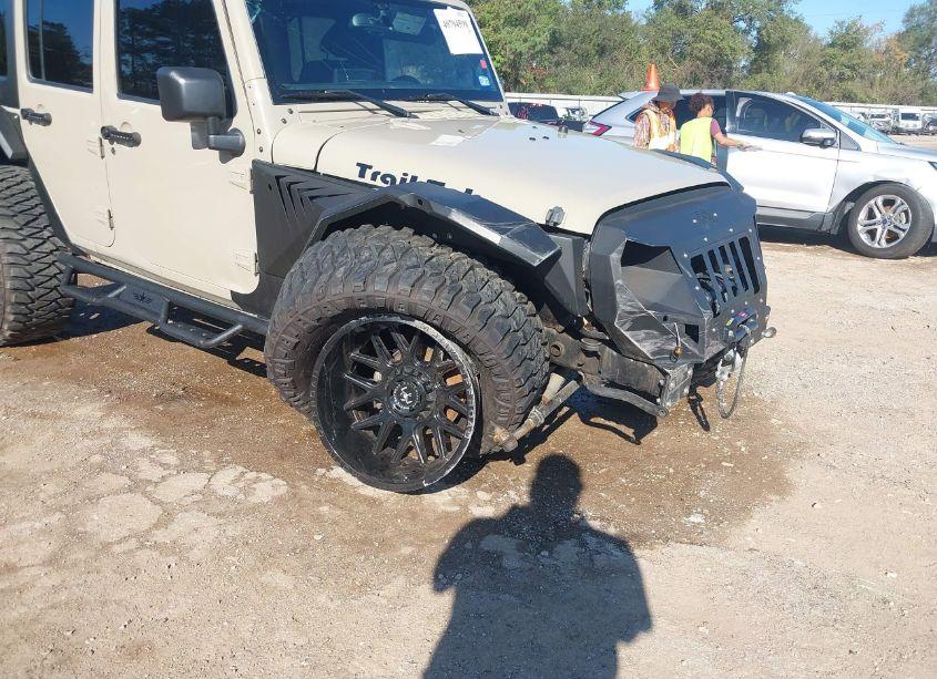 Photo 6 of 2017 Jeep Wrangler UNLIMITED SPORT 4X4 (VIN 1C4BJWDG0HL584118)