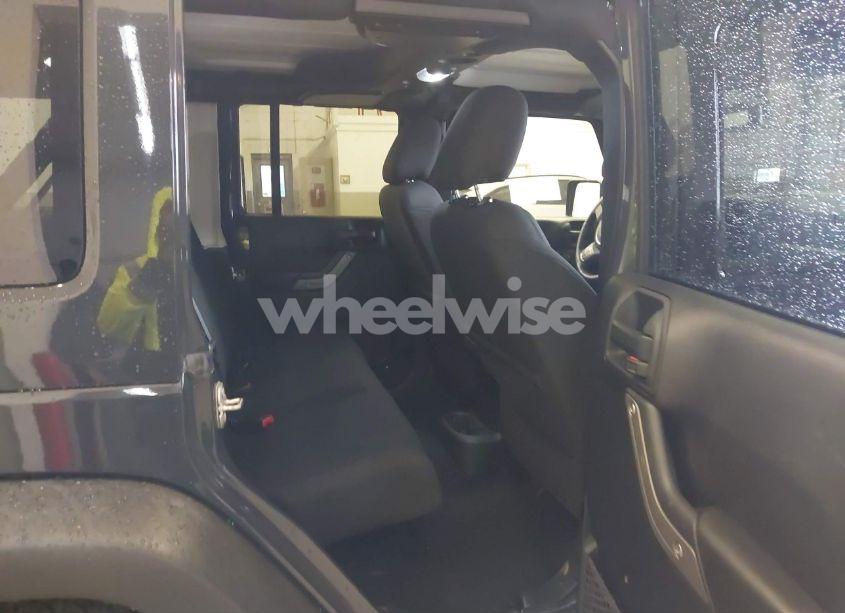 Photo 8 of 2017 Jeep Wrangler UNLIMITED BIG BEAR 4X4 (VIN 1C4BJWDG0HL703673)