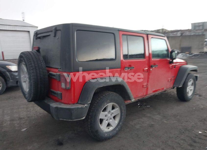 Photo 4 of 2018 Jeep Wrangler JK UNLIMITED SPORT S 4X4 (VIN 1C4BJWDG0JL807344)