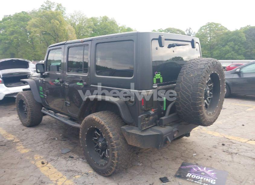 Photo 3 of 2018 Jeep Wrangler JK UNLIMITED SPORT S 4X4 (VIN 1C4BJWDG0JL854437)