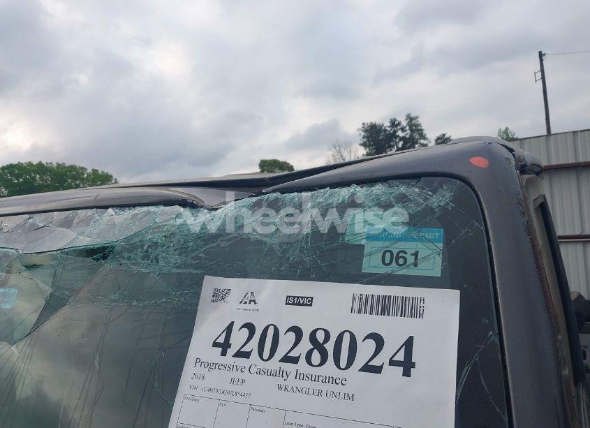 Photo 6 of 2018 Jeep Wrangler JK UNLIMITED SPORT S 4X4 (VIN 1C4BJWDG0JL854437)