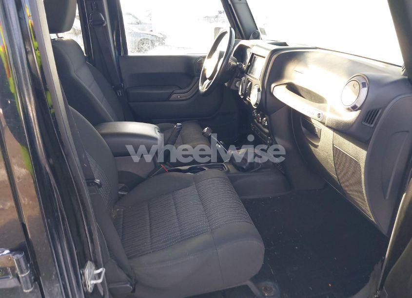 Photo 5 of 2012 Jeep Wrangler UNLIMITED SPORT (VIN 1C4BJWDG1CL283463)