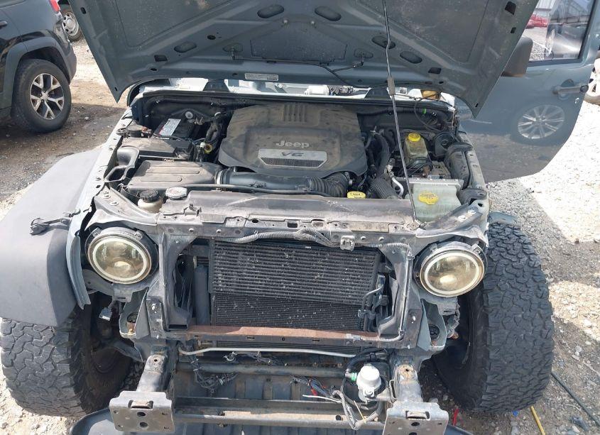 Photo 10 of 2014 Jeep Wrangler UNLIMITED SPORT (VIN 1C4BJWDG1EL305223)