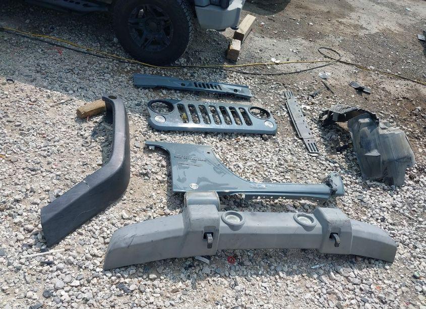 Photo 12 of 2014 Jeep Wrangler UNLIMITED SPORT (VIN 1C4BJWDG1EL305223)