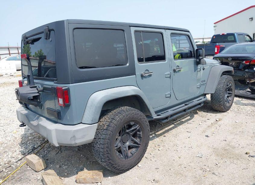 Photo 4 of 2014 Jeep Wrangler UNLIMITED SPORT (VIN 1C4BJWDG1EL305223)