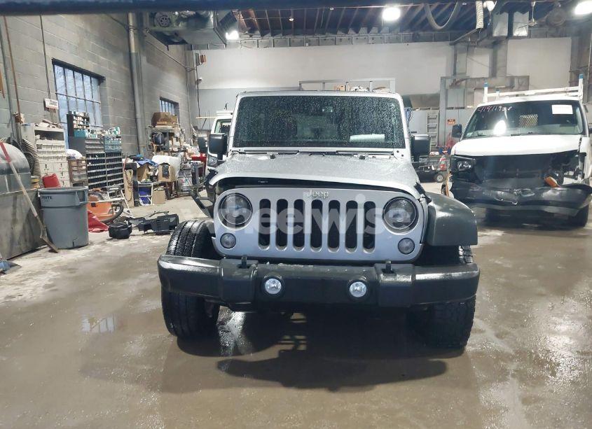 Photo 13 of 2015 Jeep Wrangler UNLIMITED SPORT (VIN 1C4BJWDG1FL506105)