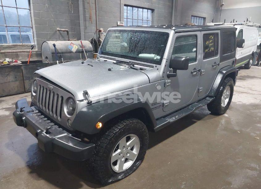 Photo 2 of 2015 Jeep Wrangler UNLIMITED SPORT (VIN 1C4BJWDG1FL506105)