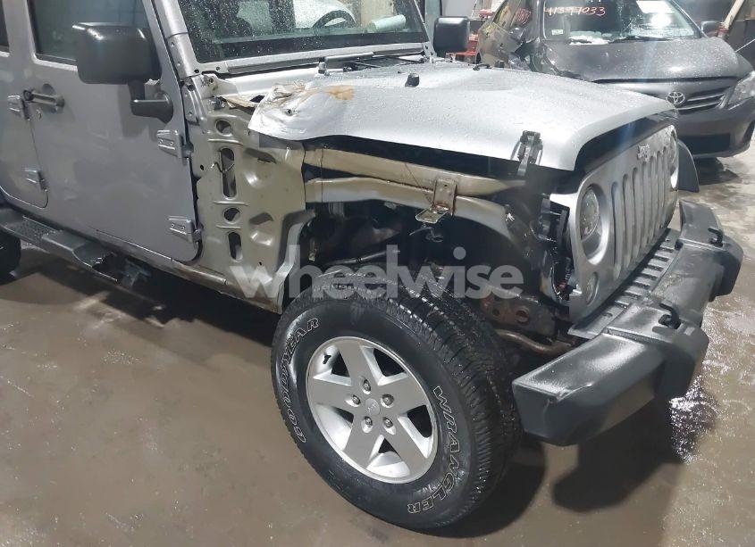 Photo 6 of 2015 Jeep Wrangler UNLIMITED SPORT (VIN 1C4BJWDG1FL506105)