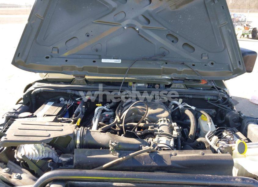 Photo 10 of 2015 Jeep Wrangler UNLIMITED SPORT (VIN 1C4BJWDG1FL626731)