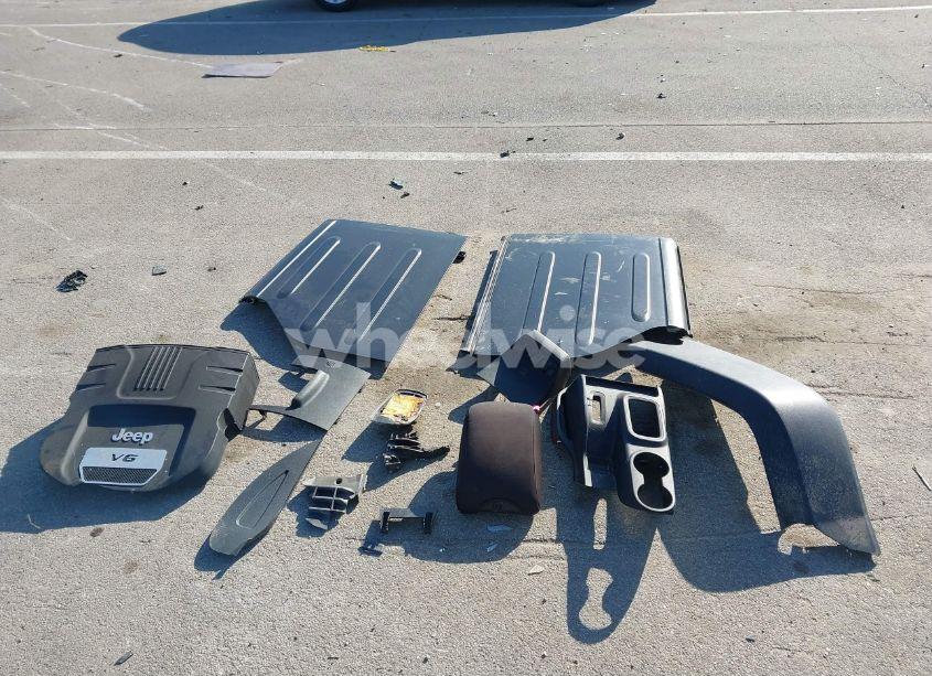 Photo 12 of 2015 Jeep Wrangler UNLIMITED SPORT (VIN 1C4BJWDG1FL626731)