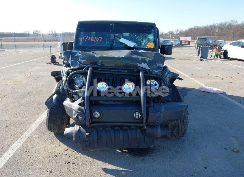 Photo 13 of 2015 Jeep Wrangler UNLIMITED SPORT (VIN 1C4BJWDG1FL626731)