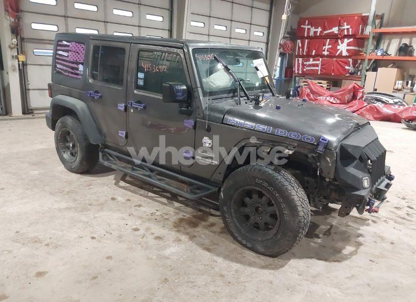 2016 Jeep Wrangler UNLIMITED SPORT (VIN 1C4BJWDG1GL164642) main photo