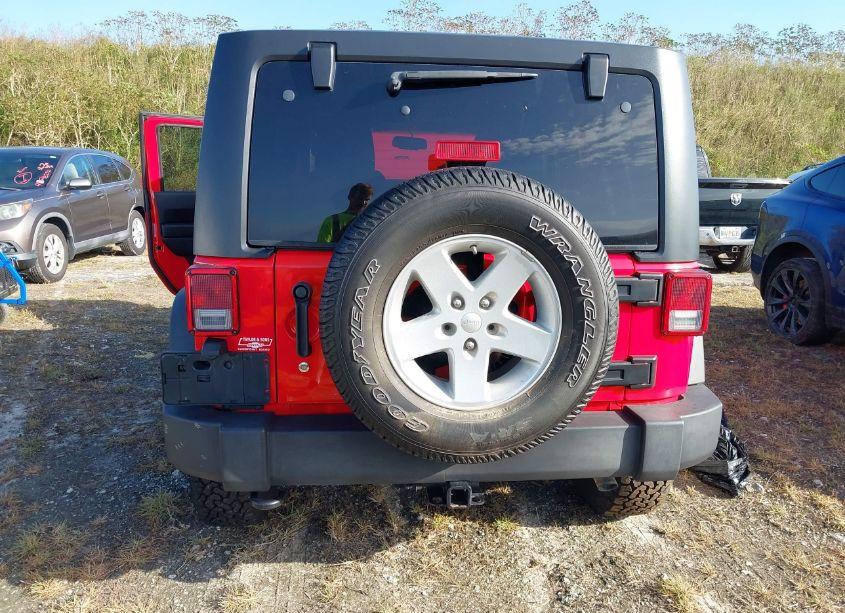 Photo 6 of 2016 Jeep Wrangler UNLIMITED SPORT (VIN 1C4BJWDG1GL219686)