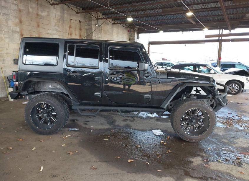 Photo 13 of 2016 Jeep Wrangler UNLIMITED WILLYS WHEELER (VIN 1C4BJWDG1GL257290)