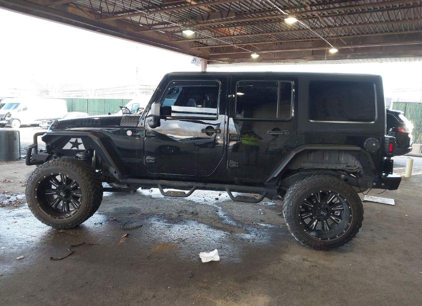 Photo 14 of 2016 Jeep Wrangler UNLIMITED WILLYS WHEELER (VIN 1C4BJWDG1GL257290)