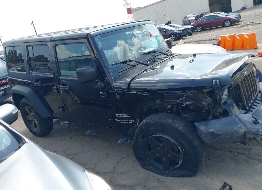 Photo 13 of 2016 Jeep Wrangler UNLIMITED SPORT (VIN 1C4BJWDG1GL278771)