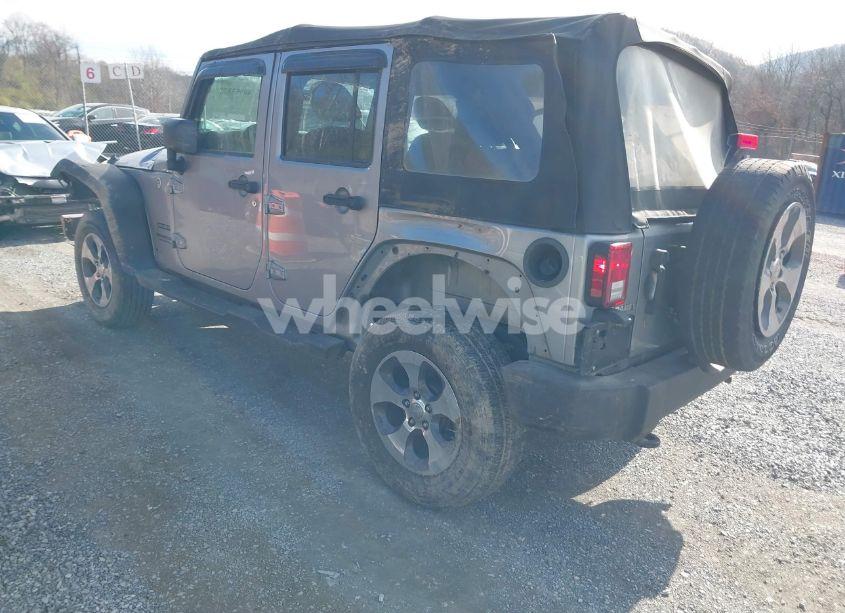 Photo 3 of 2016 Jeep Wrangler UNLIMITED SPORT (VIN 1C4BJWDG1GL311302)