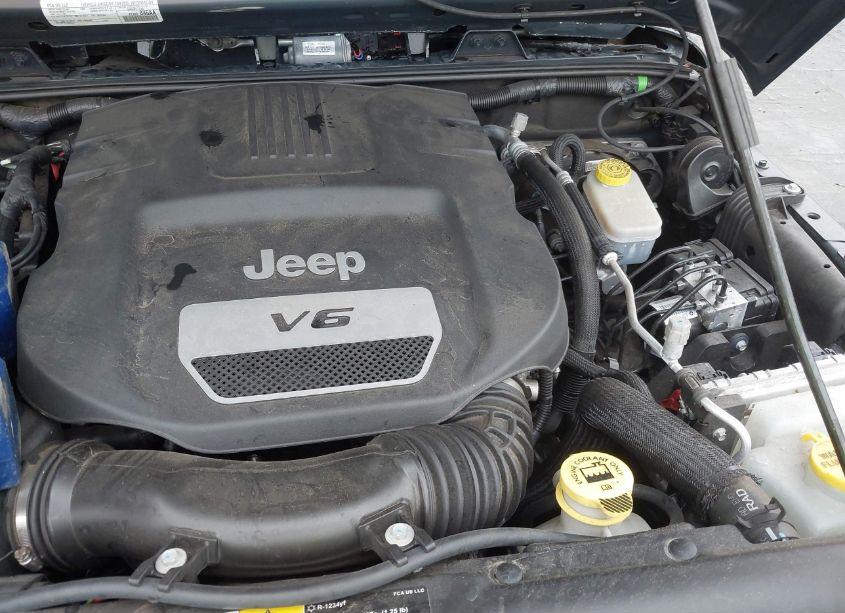 Photo 10 of 2017 Jeep Wrangler UNLIMITED BIG BEAR 4X4 (VIN 1C4BJWDG1HL666391)