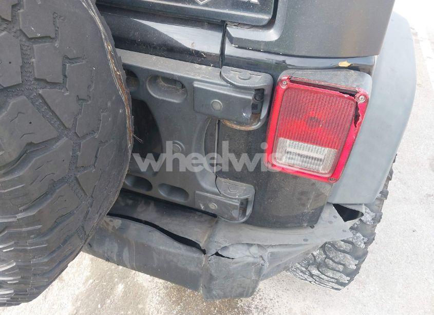 Photo 12 of 2017 Jeep Wrangler UNLIMITED SPORT 4X4 (VIN 1C4BJWDG1HL733474)