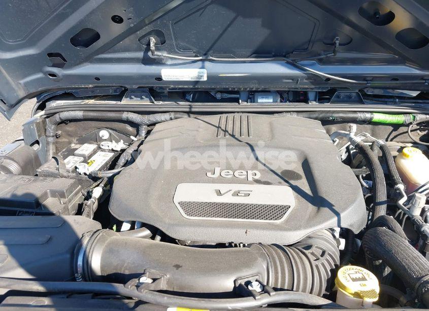 Photo 10 of 2018 Jeep Wrangler JK UNLIMITED WILLY WHEELER W 4X4 (VIN 1C4BJWDG1JL862322)