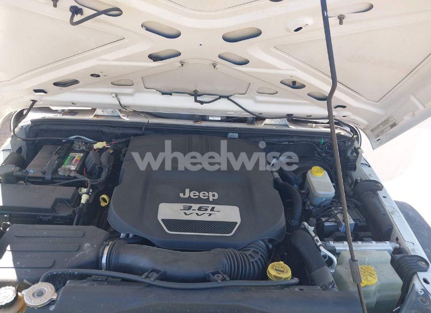 Photo 10 of 2012 Jeep Wrangler UNLIMITED SPORT (VIN 1C4BJWDG2CL164112)