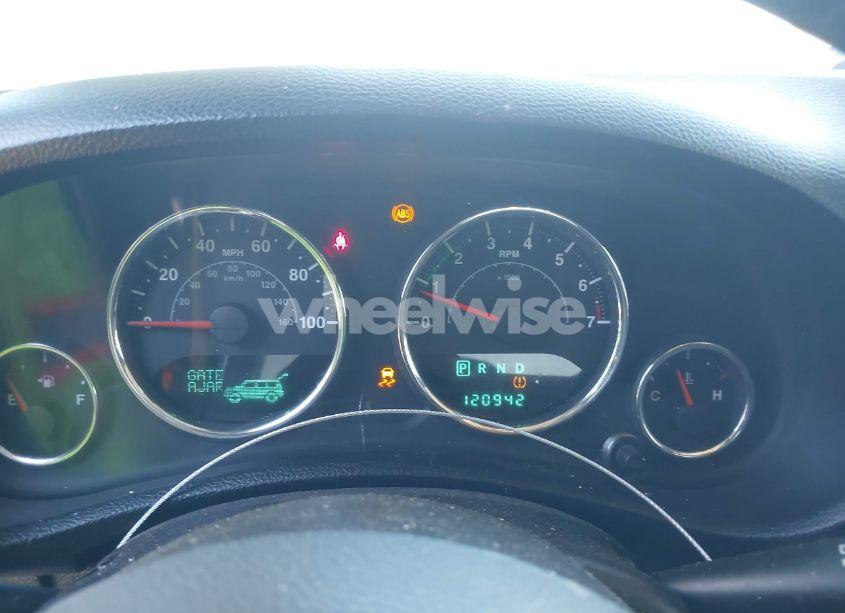 Photo 7 of 2012 Jeep Wrangler UNLIMITED SPORT (VIN 1C4BJWDG2CL164112)