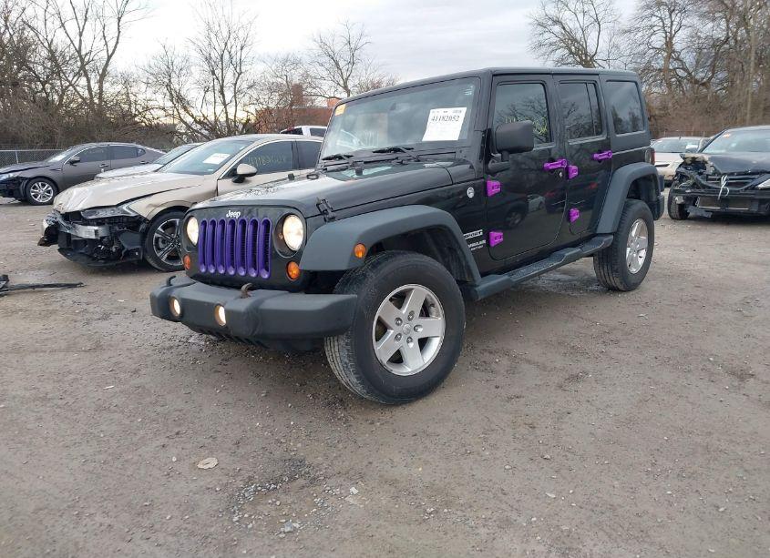 Photo 2 of 2013 Jeep Wrangler UNLIMITED SPORT (VIN 1C4BJWDG2DL669262)