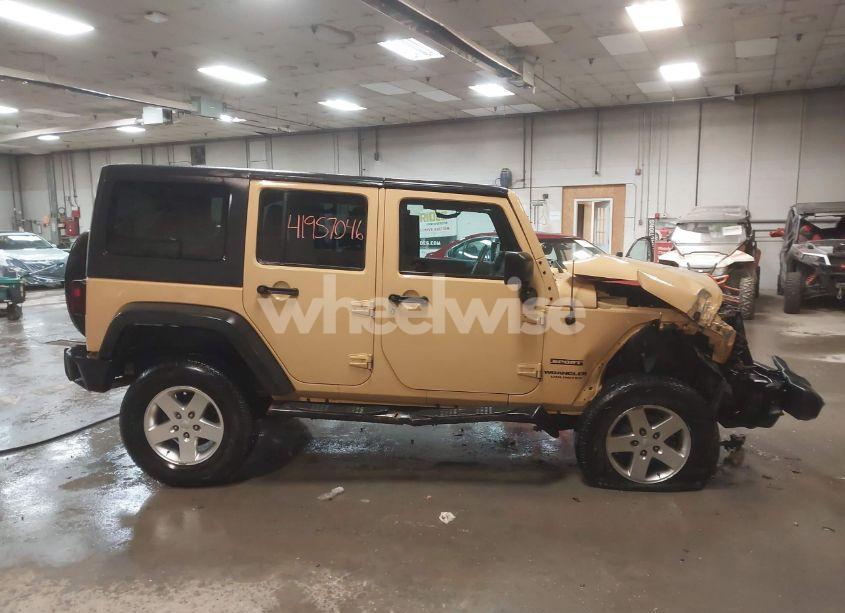 Photo 14 of 2014 Jeep Wrangler UNLIMITED SPORT (VIN 1C4BJWDG2EL134143)