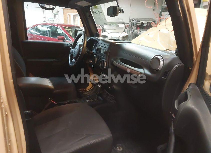 Photo 5 of 2014 Jeep Wrangler UNLIMITED SPORT (VIN 1C4BJWDG2EL134143)