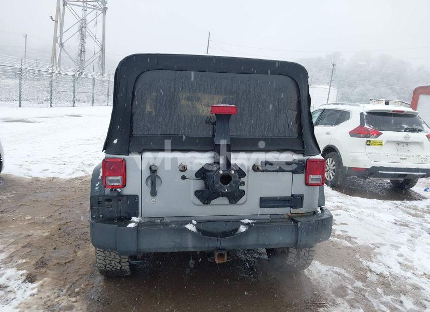 Photo 17 of 2014 Jeep Wrangler UNLIMITED SPORT (VIN 1C4BJWDG2EL134255)